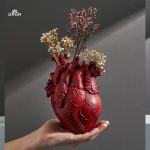 Vase en Forme de Cœur