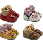 Pantoufles bébé avec chaussettes intégrées motifs Garcons