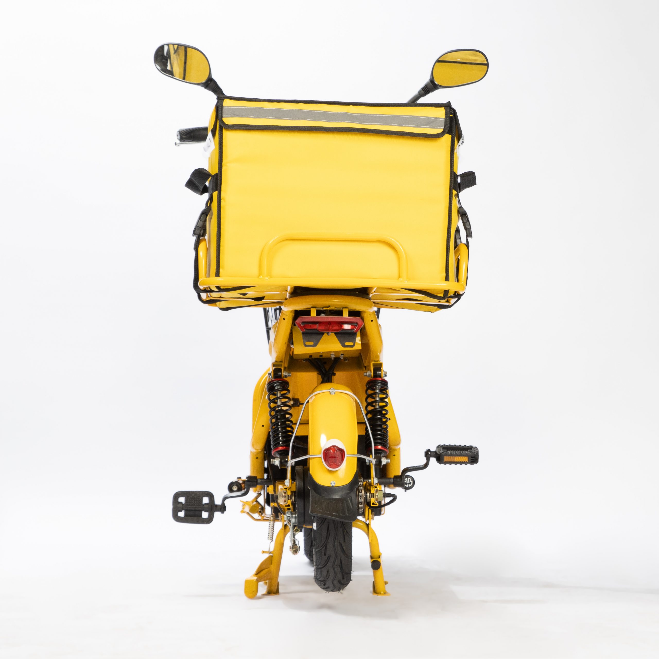 Session-studio-e-mov-145-Modifier-scaled-1.jpg