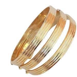 Sertla très chic en trois bracelets en Or 18 carats