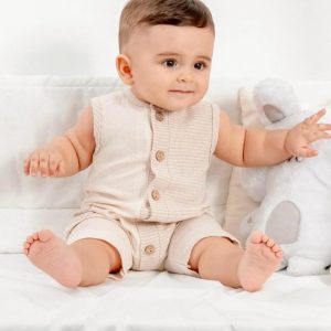 Barboteuse en lin : Douceur et confort pour les peaux sensibles